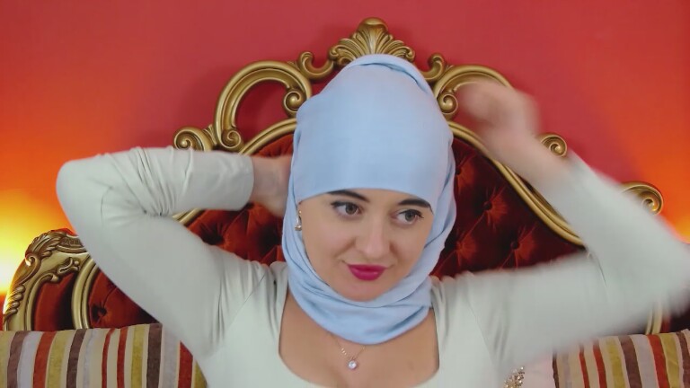 ANNALYAx's Streamate show and profile