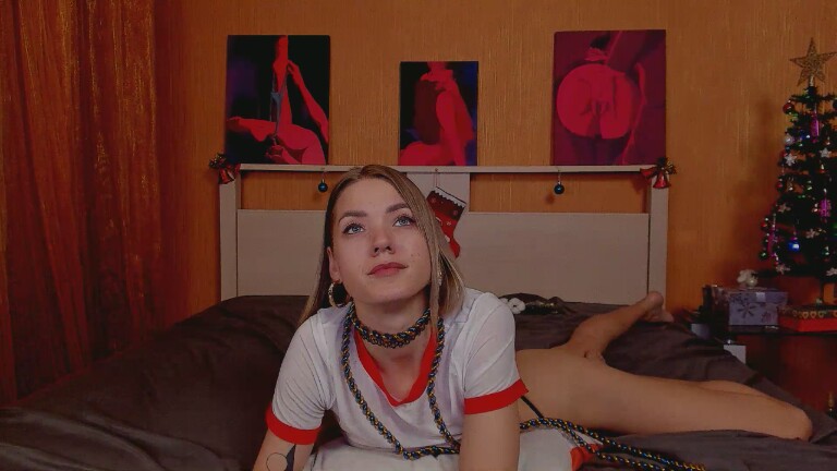 Alyonaqueenn's Streamate show and profile