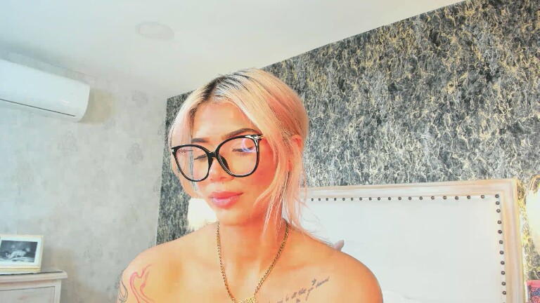 EviilAngel's Streamate show and profile