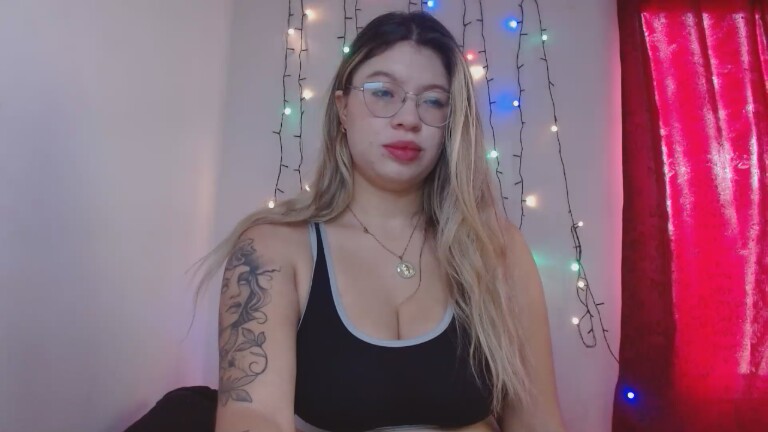 ScarlethBrooks's Streamate show and profile