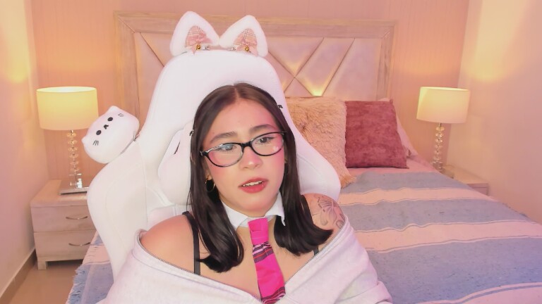 SophiaColinns's Streamate show and profile