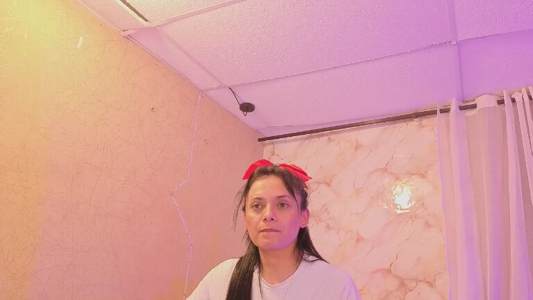 SexyKelany's Streamate show and profile