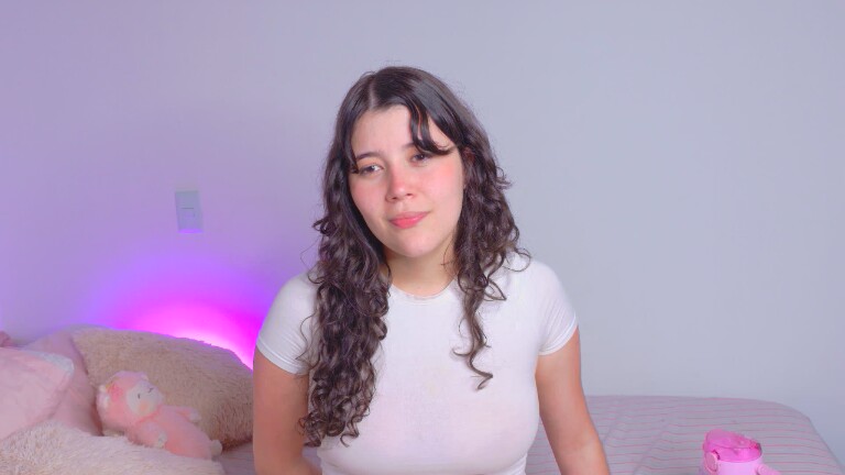 RosieFernandez's Streamate show and profile