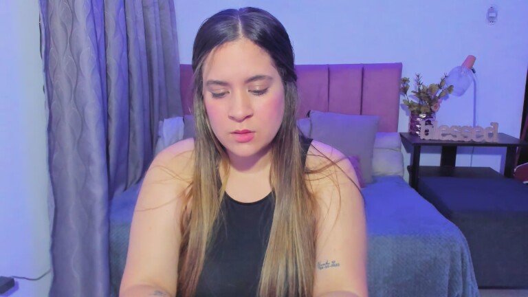 EmaBaaker's Streamate show and profile