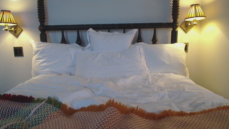 EmeraldOstara's Streamate show and profile