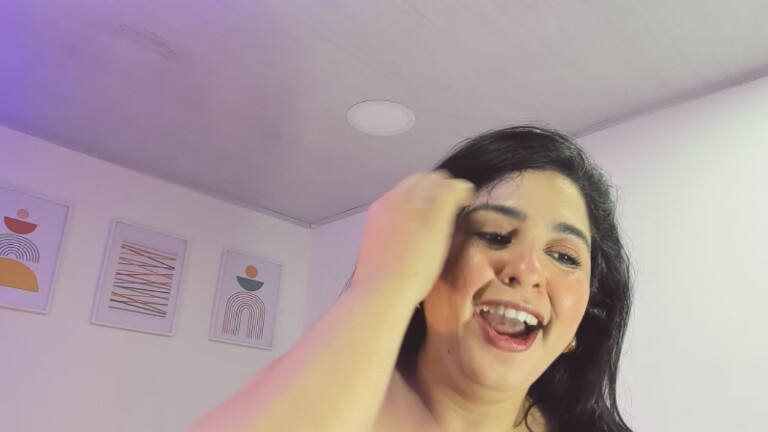 LauraCastaneda's Streamate show and profile