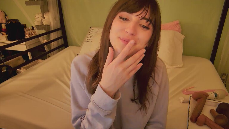 VixenMinx's Streamate show and profile