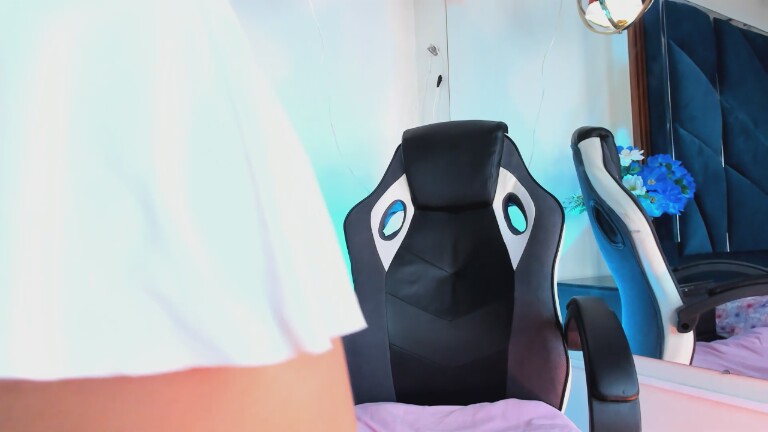 CarlyCarla's Streamate show and profile